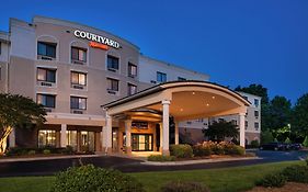 Courtyard High Point